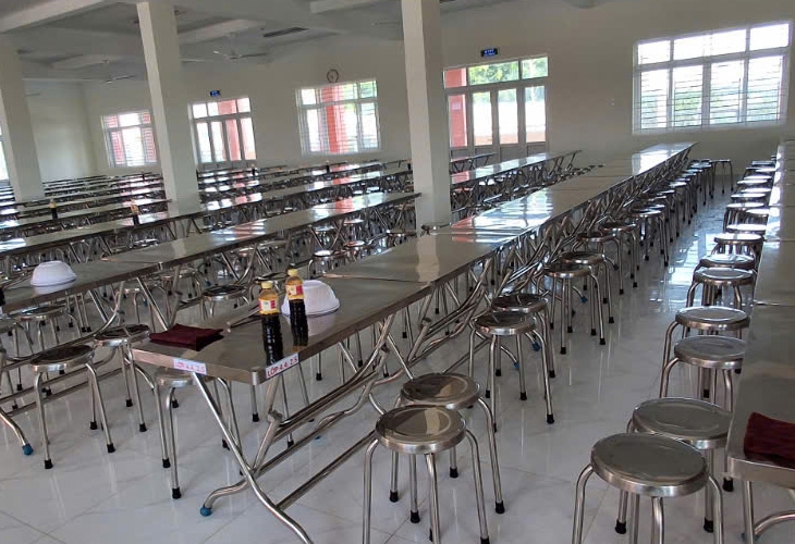 Tại sao ghế đẩu inox hay bị bung mối hàn?